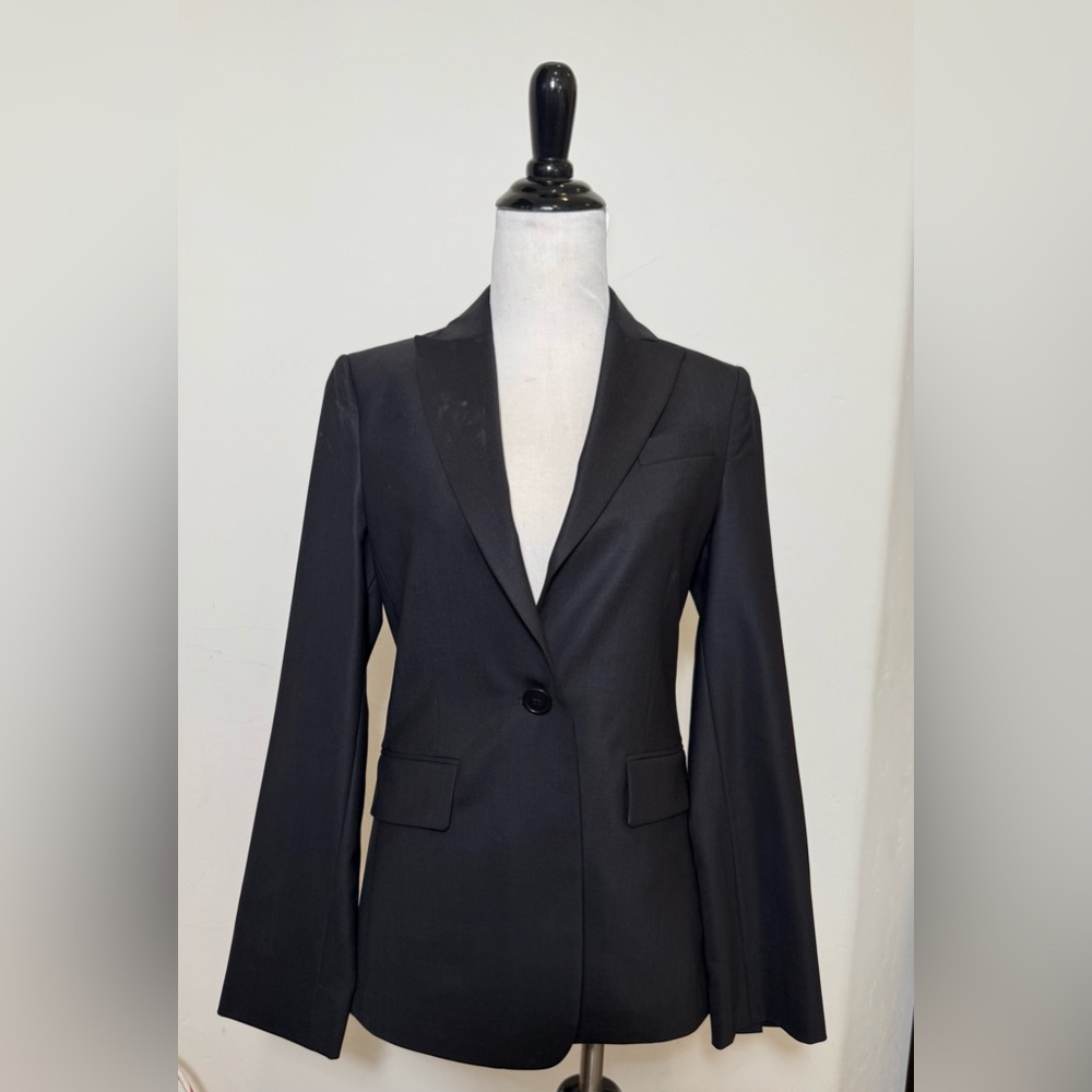 BCBGMaxAzria Single Breasted Wool Blazer
